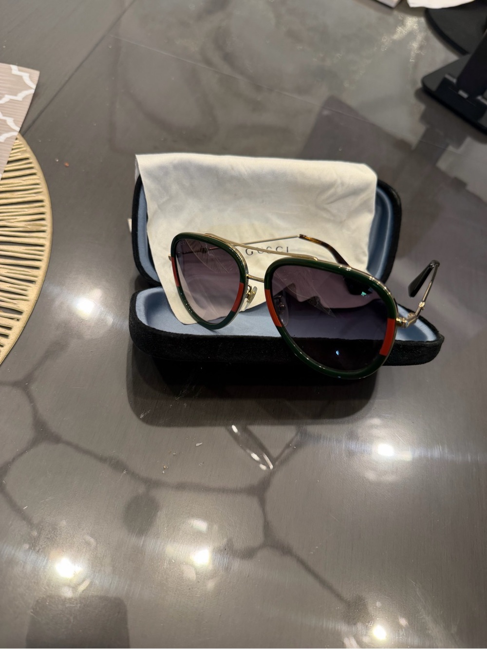 Gucci Gold Metal Aviator Sunglasses with Green and Red Trim - Picture 4 of 6